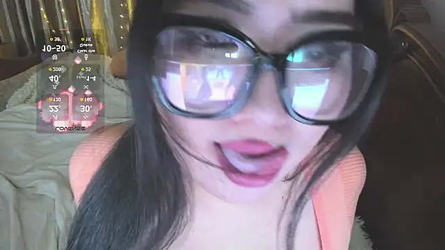 cutie sakura online show from December 16, 5:00 pm