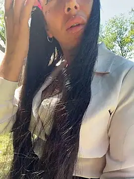 Snapshot of cicciolina chatting on May 19, 12:11 pm cicciolina online show from May 19, 12:11 pm