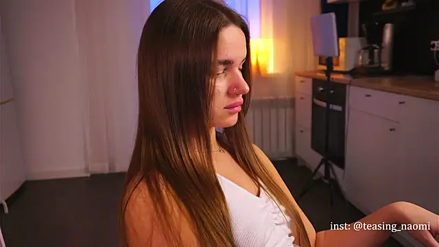 aesthetics  tease online show from February 4, 2:28 am