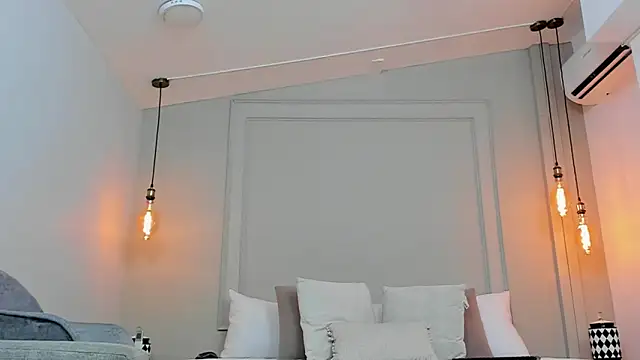 Dominick star online show from February 11, 7:23 am