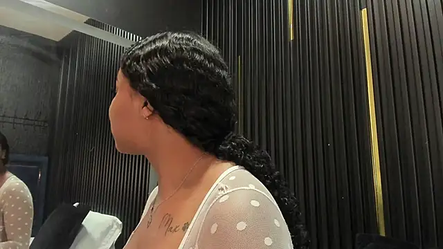 Snapshot of Sofi_Fox_ chatting on November 27, 7:27 pm Sofi Fox online show from November 27, 7:27 pm