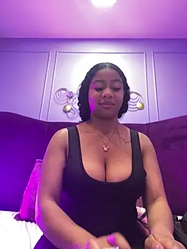 Snapshot of Sofi_Fox_ chatting on December 18, 6:25 pm Sofi Fox online show from December 18, 6:25 pm