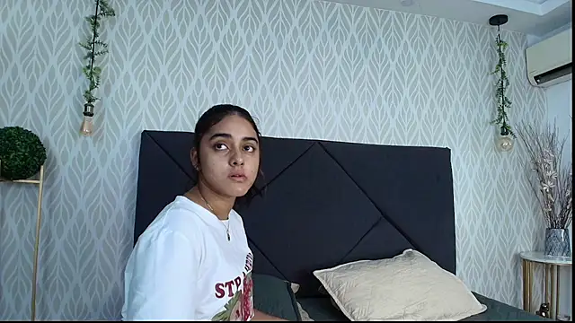 natalia aguirre1 online show from November 13, 12:26 pm