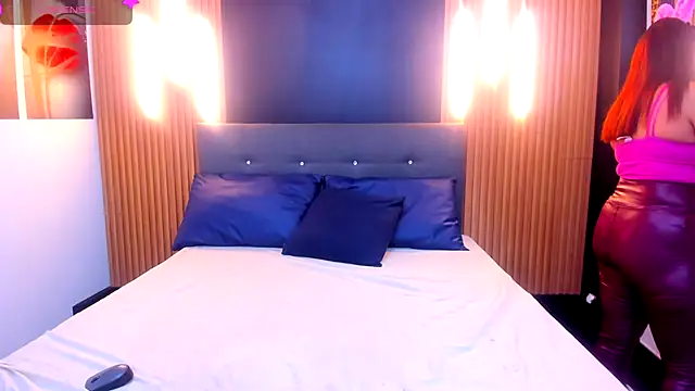 VickyJohnson1 online show from October 22, 8:41 pm