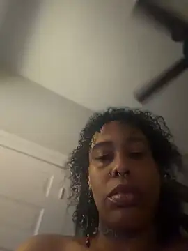 loveluna8 online show from April 19, 12:26 pm