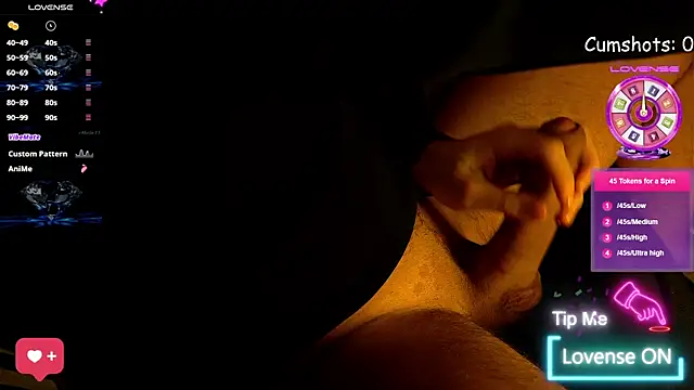 Snapshot of coupleofficial chatting on February 5, 11:06 pm coupleofficial online show from February 5, 11:06 pm