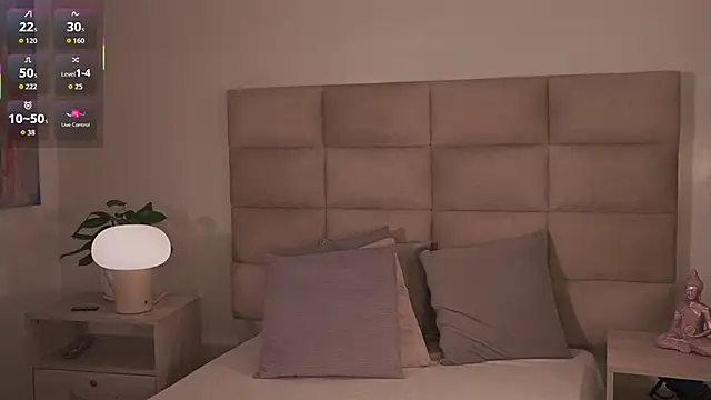 lexiee grey  online show from April 10, 11:59 am