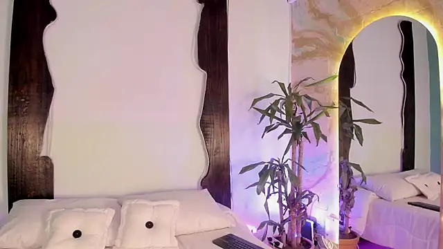 ValeSwift online show from January 24, 12:10 pm