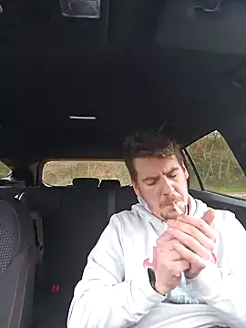 Titanhoott online show from January 4, 11:33 am