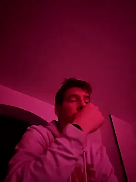 Titanhoott online show from January 4, 7:34 pm