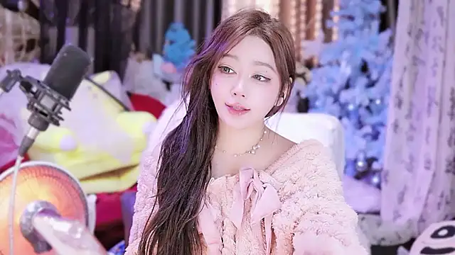 Missy Nana21 online show from February 6, 4:25 pm