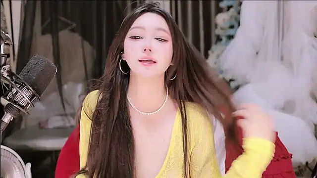 Missy Nana21 online show from May 3, 4:13 pm