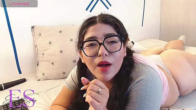 EsmeraldaSantoss online show from December 21, 3:42 pm