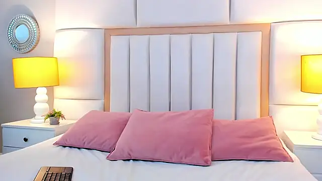 AmbarSantany online show from November 14, 11:35 pm