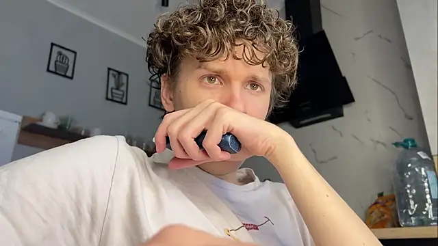 alyx garden online show from February 28, 10:27 am