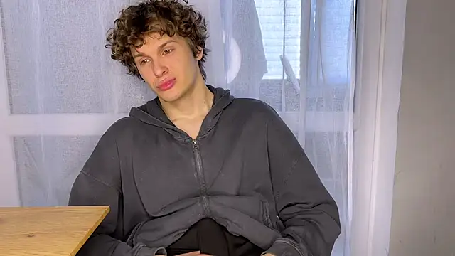 alyx garden online show from March 19, 10:08 am