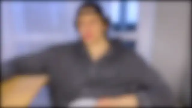 alyx garden online show from April 11, 1:04 pm