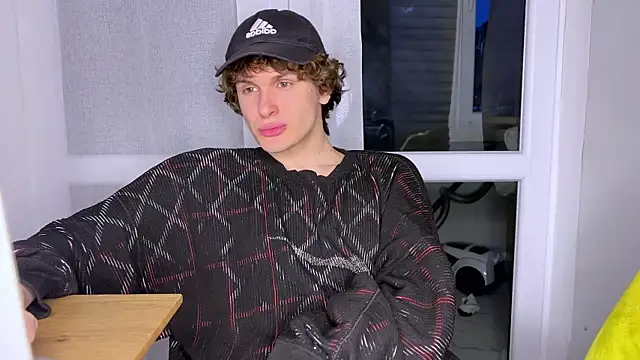 alyx garden online show from April 21, 6:23 pm