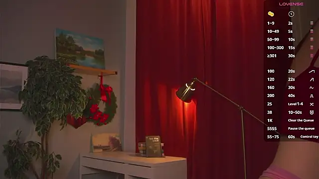 its me lissa  online show from February 23, 1:30 pm