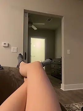 Kinkbitch25 online show from January 8, 7:13 am