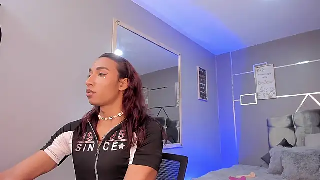 Nathan Smith  online show from February 12, 7:56 pm