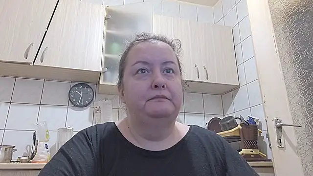 Snapshot of melissaBlessing chatting on January 18, 6:34 am melissaBlessing online show from January 18, 6:34 am