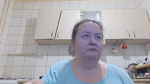 Snapshot of melissaBlessing chatting on January 20, 6:31 am melissaBlessing online show from January 20, 6:31 am