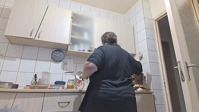 Snapshot of melissaBlessing chatting on February 11, 6:08 am melissaBlessing online show from February 11, 6:08 am