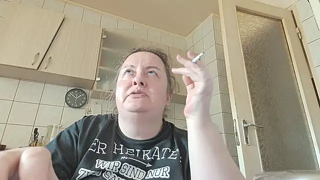 Snapshot of melissaBlessing chatting on February 11, 9:53 am melissaBlessing online show from February 11, 9:53 am