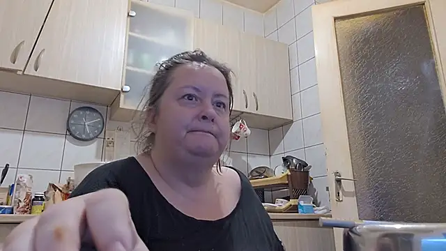 Snapshot of melissaBlessing chatting on October 9, 2:09 am melissaBlessing online show from October 9, 2:09 am