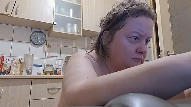 Snapshot of melissaBlessing chatting on October 13, 2:11 am melissaBlessing online show from October 13, 2:11 am