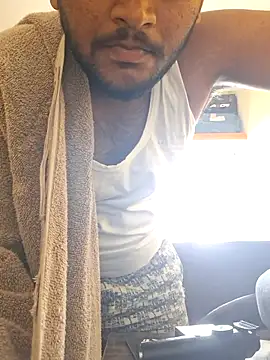 Snapshot of LundChodumera chatting on November 8, 7:52 am LundChodumera online show from November 8, 7:52 am