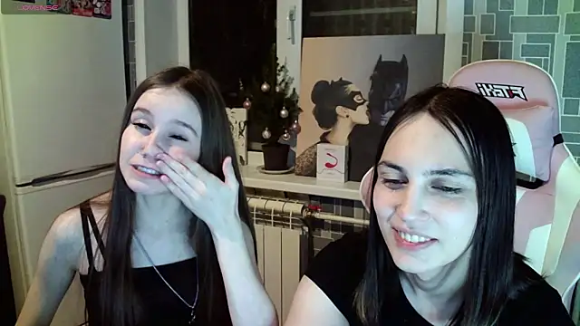 Snapshot of BlackHe4rts_ chatting on January 9, 11:45 pm BlackHe4rts online show from January 9, 11:45 pm