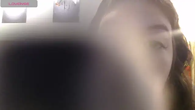 lilimini032 online show from April 21, 8:23 pm