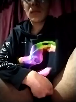 Snapshot of AngelCS03 chatting on December 18, 7:47 am AngelCS03 online show from December 18, 7:47 am