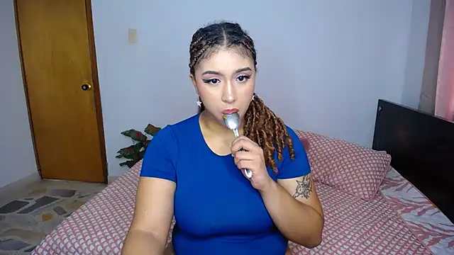 barbara falcons online show from December 19, 7:07 pm