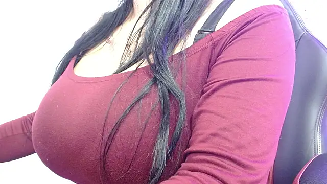 violletha online show from March 3, 12:33 pm