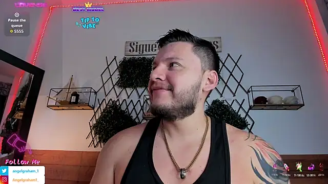 Snapshot of Angelgraham_1 chatting on March 27, 4:29 pm Angelgraham 1 online show from March 27, 4:29 pm