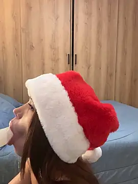 Snapshot of carolynnetrujillo chatting on December 31, 4:27 am carolynnetrujillo online show from December 31, 4:27 am