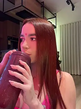 Snapshot of carolynnetrujillo chatting on November 9, 4:22 am carolynnetrujillo online show from November 9, 4:22 am