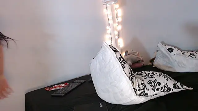 Kimandyuk online show from December 17, 11:05 pm