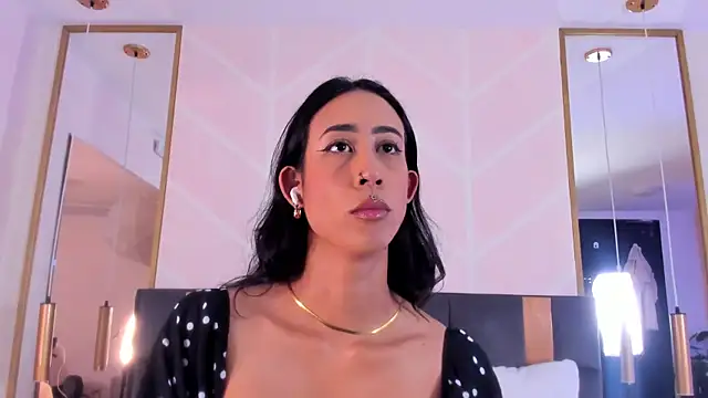 GabyPetit online show from December 4, 7:55 pm