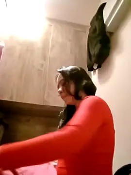 Snapshot of doggiepossession chatting on February 17, 1:53 pm doggiepossession online show from February 17, 1:53 pm