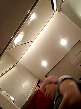 Snapshot of doggiepossession chatting on March 10, 2:26 pm doggiepossession online show from March 10, 2:26 pm