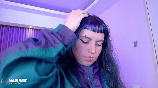 Lucy Smith2 online show from April 22, 4:04 am