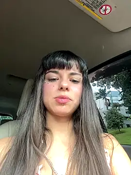 Snapshot of VioletaSubmissive chatting on November 16, 7:19 pm VioletaSubmissive online show from November 16, 7:19 pm