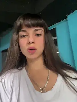 Snapshot of VioletaSubmissive chatting on December 20, 7:43 pm VioletaSubmissive online show from December 20, 7:43 pm