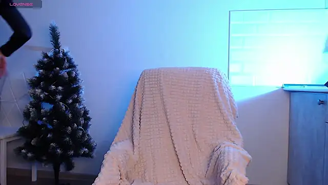 Eva Hailey  online show from December 11, 3:35 am