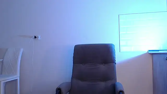 Snapshot of Eva_Hailey_ chatting on July 19, 4:49 am Eva Hailey online show from July 19, 4:49 am