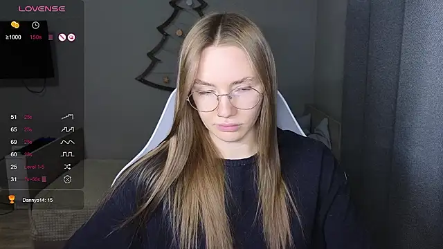 littlevildevil online show from January 16, 10:08 am